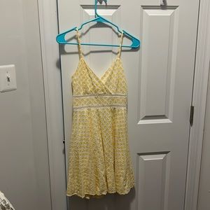 women’s size small yellow flower dress